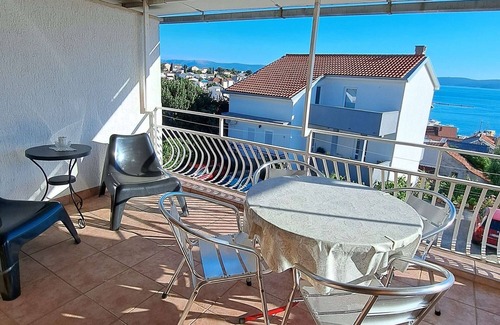 Selce Apartamento | Apartamento para dos personas con terraza y vista al mar Selce, Crikvenica (A-23193-a)