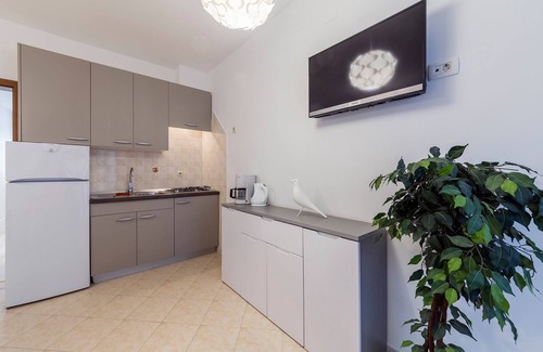 Rabac Apartamento | Apartamento para dos personas con una terraza Rabac, Labin (A-9652-b)