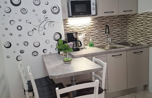 Vratarusa Apartamento | Apartamento para dos personas con balcón y vista al mar Senj (A-22576-a)