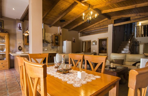Ojen Apartamento | Apartamento de dos dormitorios con piscina privada