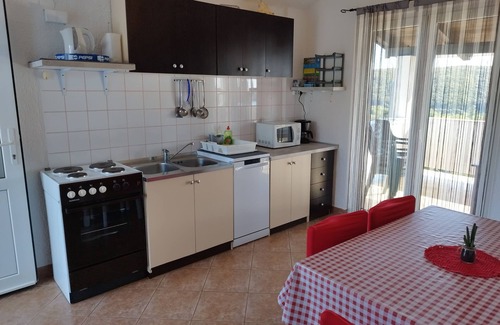 Kampor Apartamento | Apartamento para dos personas con terraza y vista al mar Kampor, Rab (A-15144-a)