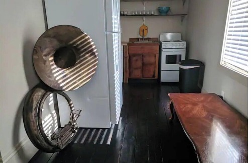Faubourg Lafayette Casa | Two bedroom Comfort Near Everything!!!