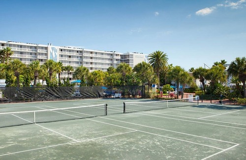 St. Pete Beach Complejo | Two Bedroom Condo, St. Petes Beach, FL 3318068