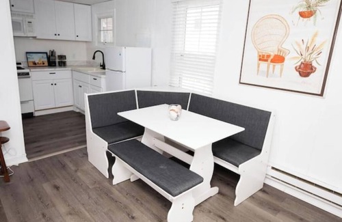 Beach Haven Cabaña | Two Bedroom Cottage