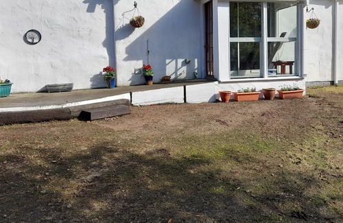 Jamestown Casa | Two bedroom cozy cottage in the Sliabh An Larainn mountains with stunning views