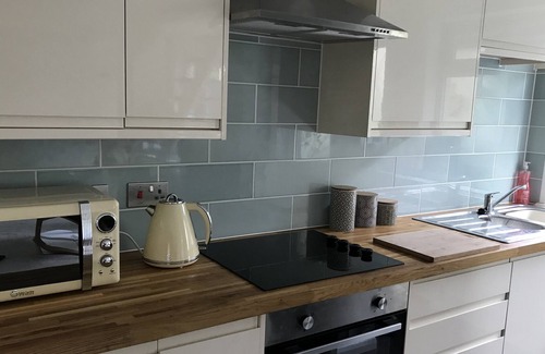 Liskeard Town Centre Casa | Two bedroom detached house down quiet lane in central Liskeard Cornwall