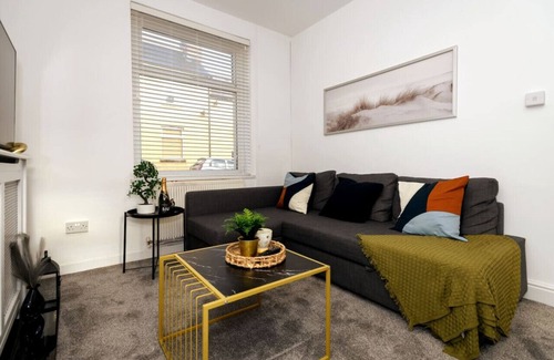 Barry Casa | Two-Bedroom Townhouse