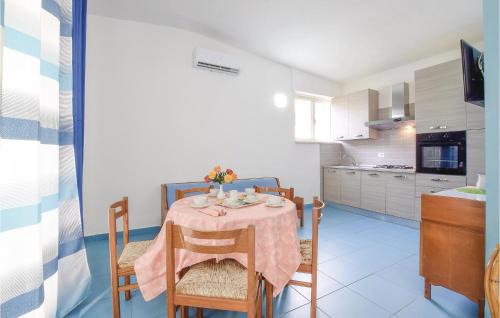 Baia Domizia Casa | Two-Bedroom Holiday Home In Baia Domizia Saurunca