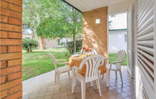 Baia Domizia Casa | Two-Bedroom Holiday Home In Baia Domizia Saurunca