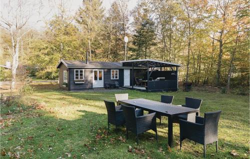 Ronne Casa | Two-Bedroom Holiday Home In Ronne