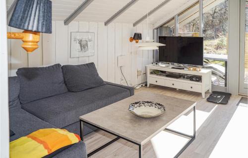 Skygge Casa | Two-Bedroom Holiday Home In Give