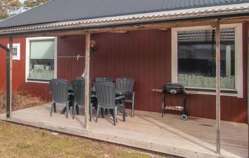 Nyhamn Casa | Two-Bedroom Holiday Home In Visby