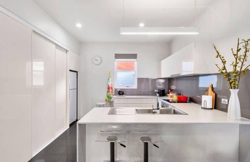Hobart Central Business District Apartamento | Two Bedroom Inner-City Retreat with Free Parking