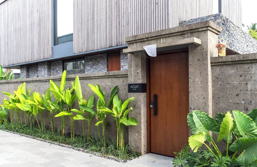 Melayang Villa | Two-Bedroom Luxury Pool Villa Agat Garden View