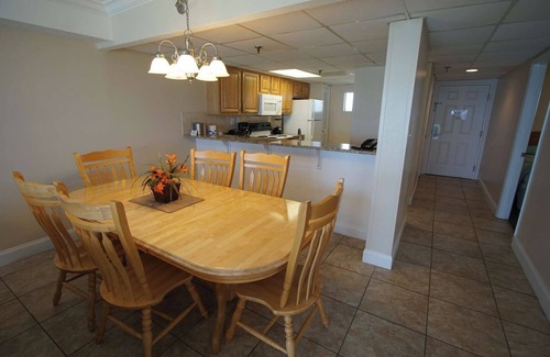 Panama City Beach Complejo | Two Bedroom, Ocean Front, Luxury Condo, Panama City Beach, Florida 4243182