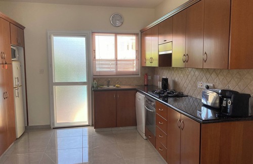Universal Casa | Two Bedroom Semi-detached House With Private Pool, A/c, Wifi in Kato Paphos