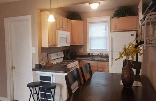 Wildwood Cabaña | Two bedroom villa near Morey's Pier & Wildwood Boardwalk