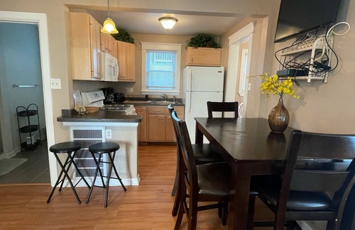 Wildwood Cabaña | Two bedroom villa near Morey's Pier & Wildwood Boardwalk