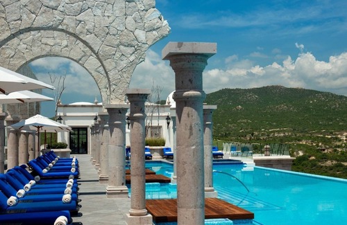 El Rosarito Villa | Two Bedroom Vista Suite - VISTA ENCANTADA RESORT, SPA & RESIDENCES - Breakfast Included by RedAwning