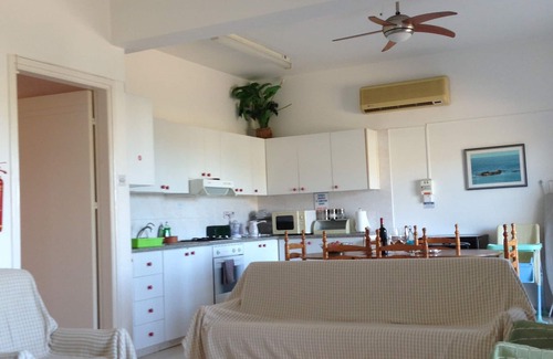 Ayia Marina Chrysochous Apartamento | Apartamento de dos dormitorios Primer piso 110 metros cuadrados, 50 metros cerca del mar