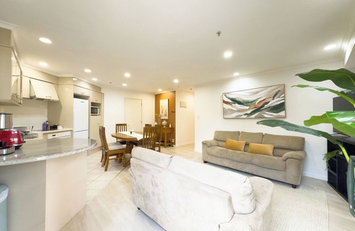 Auckland Central Business District Apartamento | Two bedrooms Condo with Skytower View