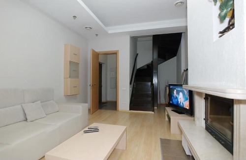 Lypky Apartamento | Two Bedrooms. Lux. 6 Zankovetskoi str. Near Kreschatyk