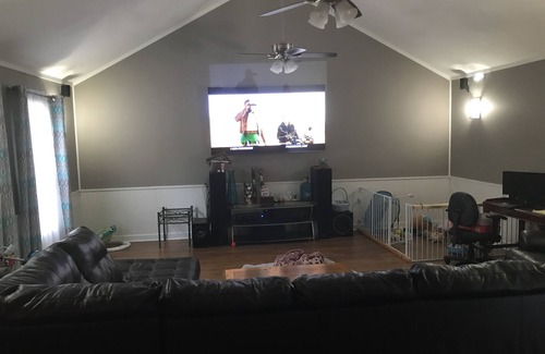 Olde Town Casa | Two blocks from the beach with a free golf cart