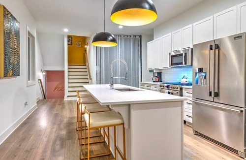 Berry Hill Casa | Two Brand New Luxury Homes! Rooftop + Hot Tubs!