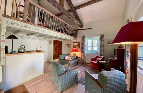 Lavaudieu Cama Y Desayuno | Dos habitaciones encantadoras con baños privados en Lavaudieu