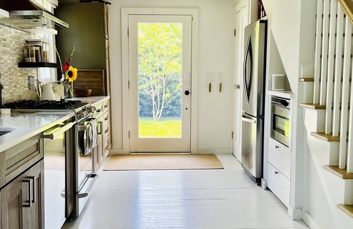 East Hampton North Cabaña | Two Cottages, One Property, and a Pool! Near East Hampton Village.