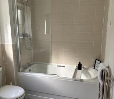 Pontprennau Apartamento | Two Double Bed Apartment in Pontprennau Cardiff
