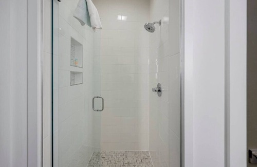 Nashville Apartamento | Two Elegant Townhomes - Perfect for Large Groups
