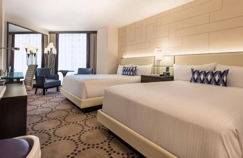 Las Vegas Hotel | Two Full Room at a Hotel