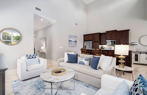 Villa Lago Casa | Two Golf Carts ~ Sandestin Gated Community ~ Community Beach ~ Community Pool