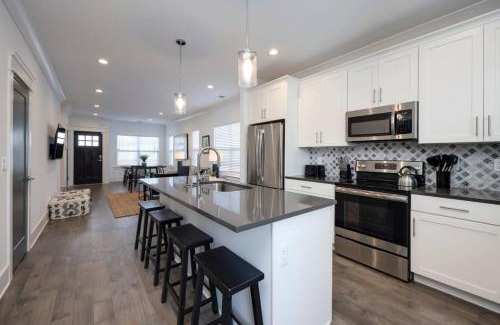 Charlotte Park Casa | Two Gorgeous Homes Twenty Guests Amazing Location