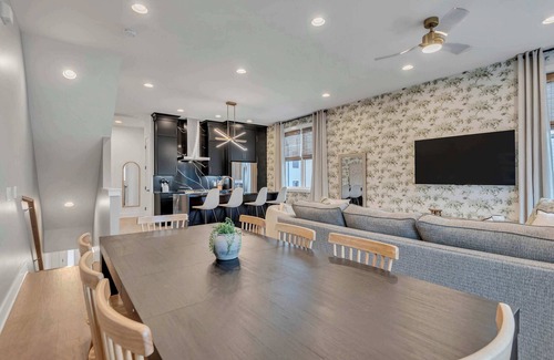 South Nashville Casa | Two Huge Brand New Luxury Homes - Downtown Views!