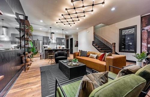 Edgehill Casa | Two Lavish Gulch Homes - Mins to Broadway