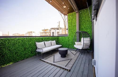 Edgehill Casa | Two Lavish Gulch Homes - Mins to Broadway