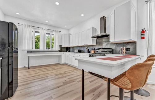 Lakeview Apartamento | Two Level Apt: Dtwn Buffalo