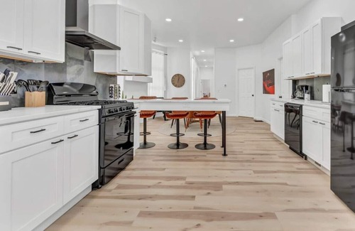 Lakeview Apartamento | Two Level Apt: Dtwn Buffalo