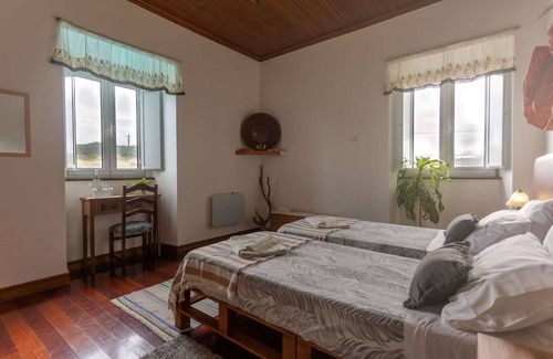 Ribeira Grande Casa | Two-level marvel in exotic fruit orchard