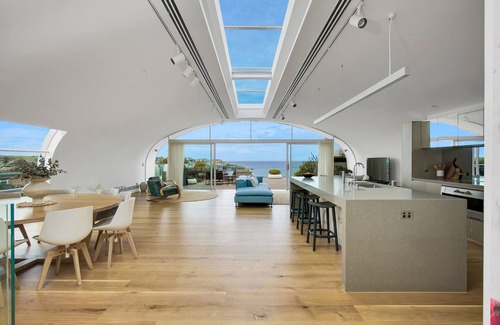 Bondi Beach Apartamento | Two Level Penthouse with 180 Degree view of Bondi Beach