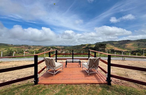 Piedade Chalet De Esquí | Two Little Birds Cottage - Terra Sertaneja Farm