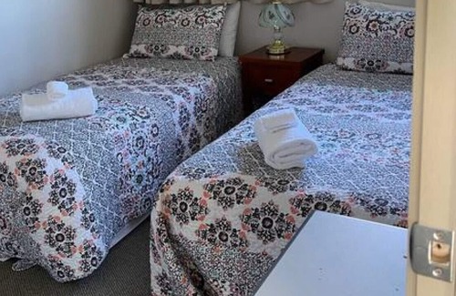 Two Mile Bay Apartamento | Two Mile Bay Apartment by the lake