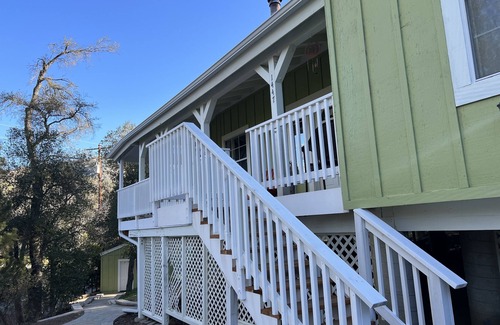 Julian Casa | Two minute drive to downtown Julian