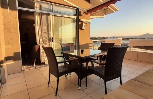 Windhoek Apartamento | Dos habitaciones normales.