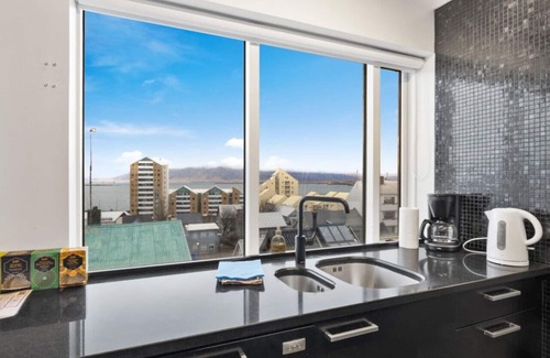 Hliðar Apartamento | Two Penthouse Apartments on Same Floor