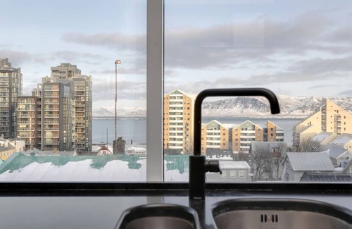 Hliðar Apartamento | Two Penthouse Apartments on Same Floor
