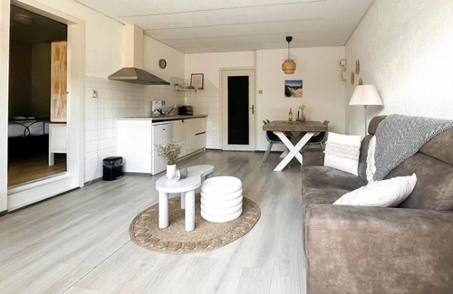 Camperduin Casa | Two-person holiday home with a beautiful location near the beach and dunes