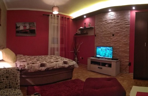 Novi Beograd Apartamento | Two Rivers Apartment ofrece alojamiento limpio y tranquilo para nuestros huéspedes.